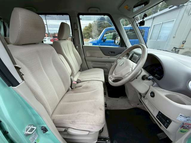 �C�ɂȂ邨�Ԃ�����܂�����E�̓d�b�ԍ����璼�ڂ��X�ɂ��₢���킹���������B�x�����@����ԗ����A��Ԃ܂łȂ�ł������������Ē����܂��B�X�^�b�t�ꓯ���A�����҂����Ă���܂��B