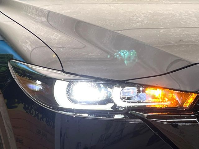 �yLED�w�b�h���C�g�z���V����ԑ��s�����ǍD�Ȏ��E���m�ۂ����S���ĉ^�]�ł��鍂�P�xLED�w�b�h���C�g�𑕔�!�_�����x�������A����d�͂��}�����Ă��܂��B