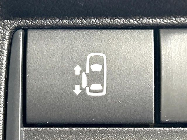 �y�p���[�X���C�h�h�A�z�X�}�[�g�L�[��^�]�Ȃ̃X�C�b�`�ŃX���C�h�h�A�̊J���\���d��������͂����ăh�A���J����K�v�������A���������q�l�ł��A�d���ו��������Ă��鎞�����N�ɊJ���߂ł��܂���