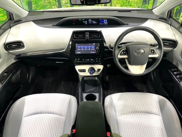 プリウス1.8 S セーフティ プラス