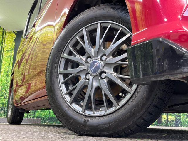 �y�A���~�z�C�[���z�O�ςɃ}�b�`�����A���~�z�C�[���𑕒����Ă���܂��B�e��A���~�z�C�[����A�X�^�b�h���X�^�C�����戵�����Ă���܂��B���񂲑��k����������