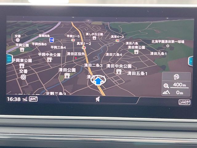 �������i�r:��̊��̂���i�r�́A����������ԓ������o���Ă���܂��B�I�[�f�B�I�@�\���[�����Ă���܂��̂ŁA�^�]�����y���߂܂���