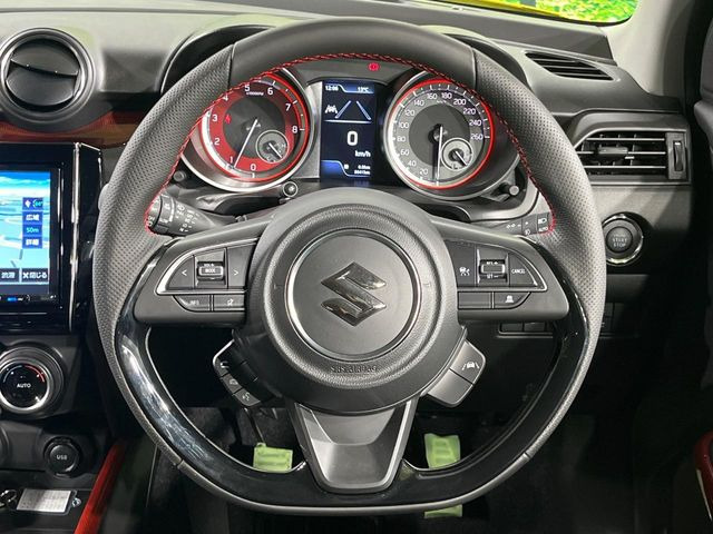 �y�����v�����X�e�A�����O�z�㎿�Ȋv���g�p���邱�ƂŁA��ɂ����������݂ƂĂ��^�]���₷���n���h���ł���