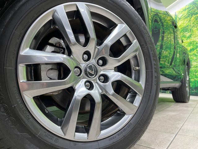 �y�����A���~�z�C�[���z�O�ςɃ}�b�`���������A���~�z�C�[���𑕒����Ă���܂��B�e��ЊO�A���~�z�C�[����A�X�^�b�h���X�^�C�����戵�����Ă���܂��B���񂲑��k����������