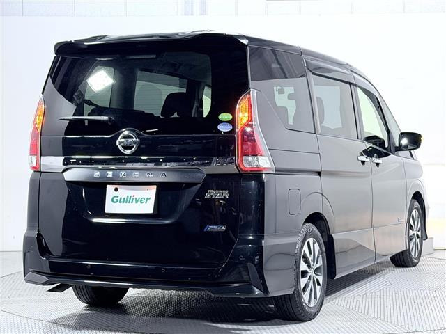 セレナ2.0 ハイウェイスターG プロパイロットエディション