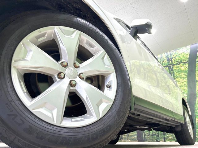 �y����17�C���`�A���~�z�C�[���z�O�ςɃ}�b�`���������A���~�z�C�[���𑕒����Ă���܂��B�e��ЊO�A���~�z�C�[����A�X�^�b�h���X�^�C�����戵�����Ă���܂��B���񂲑��k����������