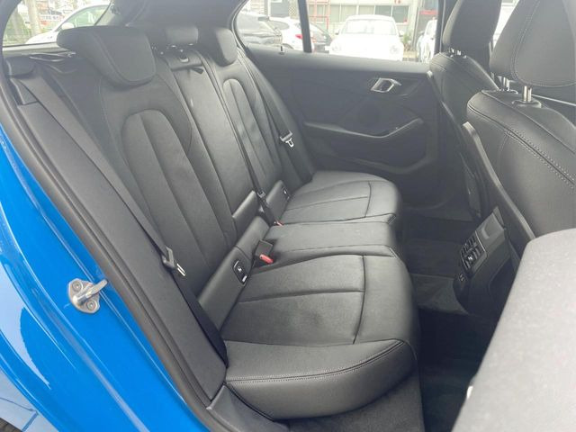 ���㕔���Ȃ��C�ɂȂ�悤�ȃL�Y�E�����ւ��蓙�A�傫�ȃ_���[�W�͂Ȃ��A�ǍD�ȏ�Ԃł��B