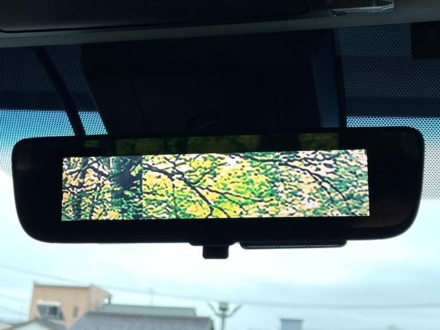 �y�f�W�^���C���i�[�~���[�z��Ȃ̑傫�ȉו��⓯��҂Ō�����m�F���Â炢���ł����S!�J�������B�e�����ԗ�����̉f�������[���~���[���ɕ\���B�N���A�Ȏ��E�ŏ󋵂̊m�F���\�ł�!