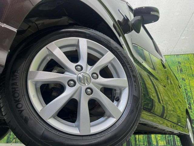 �y����14�C���`�A���~�z�C�[���z�O�ςɃ}�b�`���������A���~�z�C�[���𑕒����Ă���܂��B�e��ЊO�A���~�z�C�[����A�X�^�b�h���X�^�C�����戵�����Ă���܂��B���񂲑��k����������