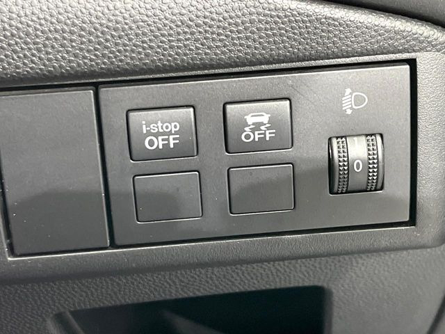 �y�A�C�h�����O�X�g�b�v�z�ԐM����a�؂Œ�Ԃ����ۂɃG���W�����~���A���ʂȔR���̏����}���܂��B�R��������ی�ɂȂ���@�\��G���W���̓u���[�L�𗣂��΍Ďn�����܂��B