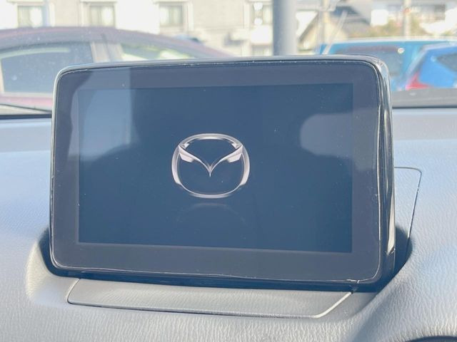 �y���[�J�[�����i�r�z�C���e���A�ɗn�����ރX�^�C���b�V���ȁu��p�݌v�v���[�J�[�i�r�𑕔��􎋔F���⑀�쐫�ȂǊ�{���\�ɂ��D��A���㎿�ȃJ�[���C�t�����y���݂��������܂��B