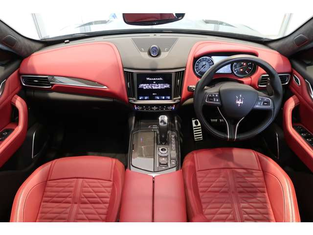 レヴァンテトロフェオ 4WD