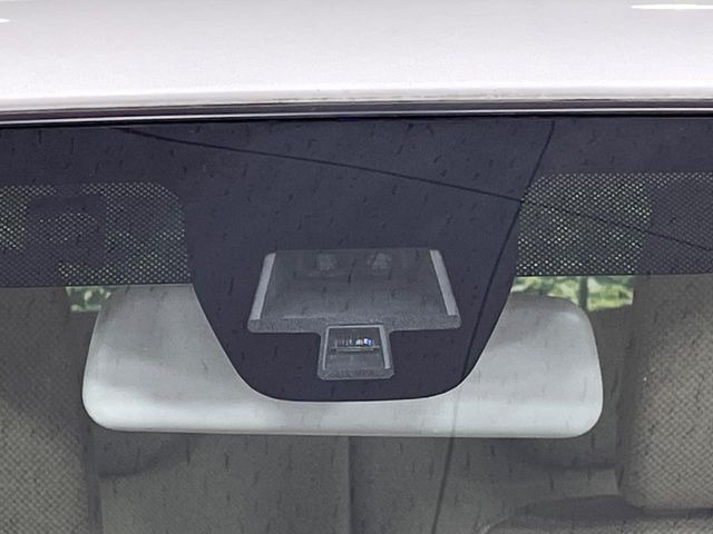 �y�X�Y�L �Z�[�t�e�B�T�|�[�g�z���s���ɑO���̎ԗ�����F�����A�Փ˂������Ȏ��͌x��ƃu���[�L�ŏՓˉ���Ɣ�Q�y�����A�V�X�g�B�����S�Ƀh���C�u�����y���݂��������܂��B