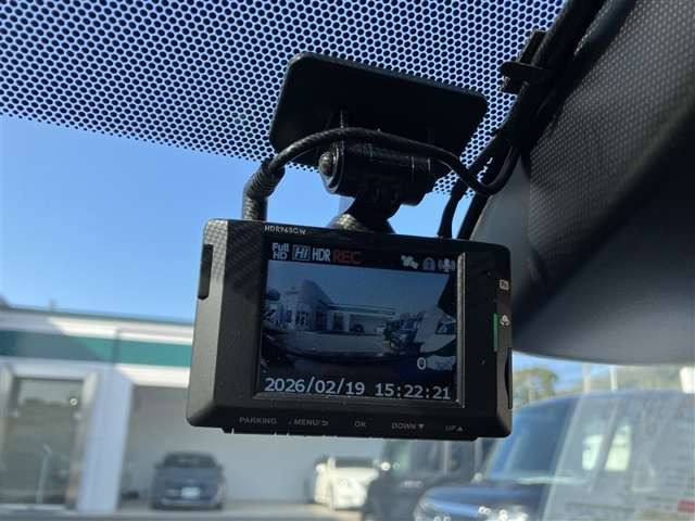 カローラツーリング1.8 ハイブリッド W×B