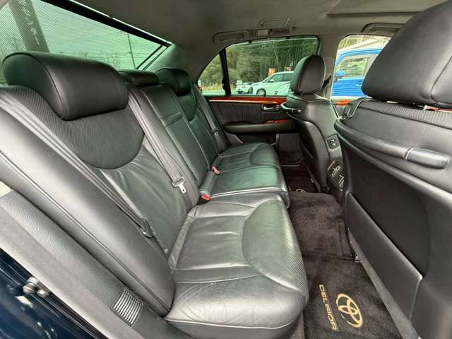 �C�ɂȂ邨�Ԃ�����܂�����E�̓d�b�ԍ����璼�ڂ��X�ɂ��₢���킹���������B�x�����@����ԗ����A��Ԃ܂łȂ�ł������������Ē����܂��B�X�^�b�t�ꓯ���A�����҂����Ă���܂��B