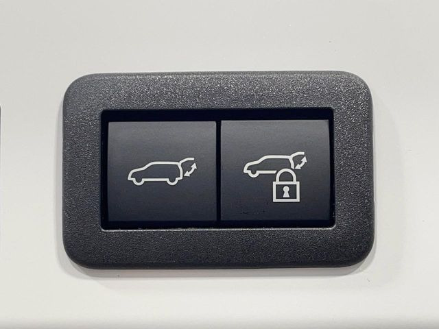 �y�p���[�o�b�N�h�A�z�X�}�[�g�L�[��^�]�Ȃ̃{�^�������������Ń��A�Q�[�g�������ŊJ���܂�!�ו��������Ă��鎞��A�����ʒu�ɂ���o�b�N�h�A��߂�ۂɕ֗��ȋ@�\�ł���