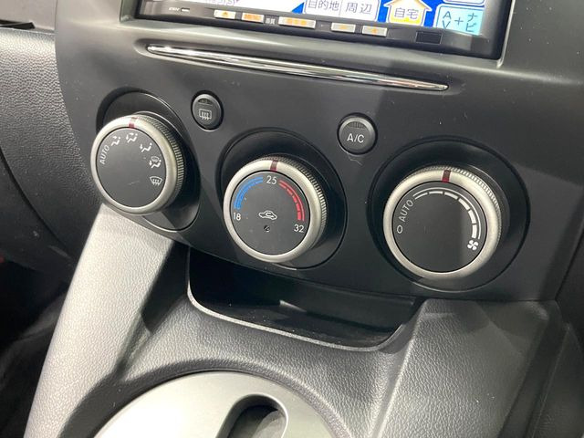 �y�I�[�g�G�A�R���z��x���D�݂̉��x�ɐݒ肷��΁A�ԓ��̉��x�����m�����ʂ≷�x�������Œ����B����&hellip;����&hellip;�Ɖ��x���X�C�b�`���������K�v�͂���܂���B���K�Ȏԓ���Ԃɂ͕K�{�̋@�\�ł��ˁ�