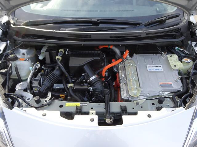 �G���W�����[�������ꂢ�ł���B�@�֋@�\�n���ǍD�ł��B�[�ԑO�ɓ_���������s���܂��B�G���W���I�C���E�I�C���t�B���^�[���͌����v���܂��B