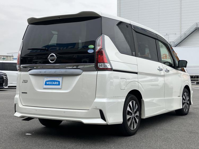 セレナ2.0 ハイウェイスター VセレクションII