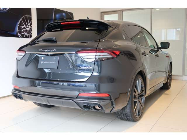 レヴァンテトロフェオ 4WD