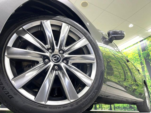 �y����19�C���`�A���~�z�C�[���z�O�ςɃ}�b�`���������A���~�z�C�[���𑕒����Ă���܂��B�e��ЊO�A���~�z�C�[����A�X�^�b�h���X�^�C�����戵�����Ă���܂��B���񂲑��k����������