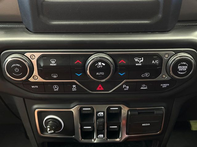 ���f���A���I�[�g�G�A�R��:�^�]�ȁE����Ȃ��ꂼ��ŉ��x�ݒ肪�\�ȓƗ����I�[�g�G�A�R����W���������Ă���܂�!