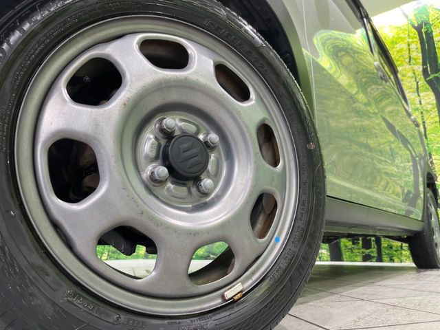 �y����15�C���`�A���~�z�C�[���z�O�ςɃ}�b�`���������A���~�z�C�[���𑕒����Ă���܂��B�e��ЊO�A���~�z�C�[����A�X�^�b�h���X�^�C�����戵�����Ă���܂��B���񂲑��k����������