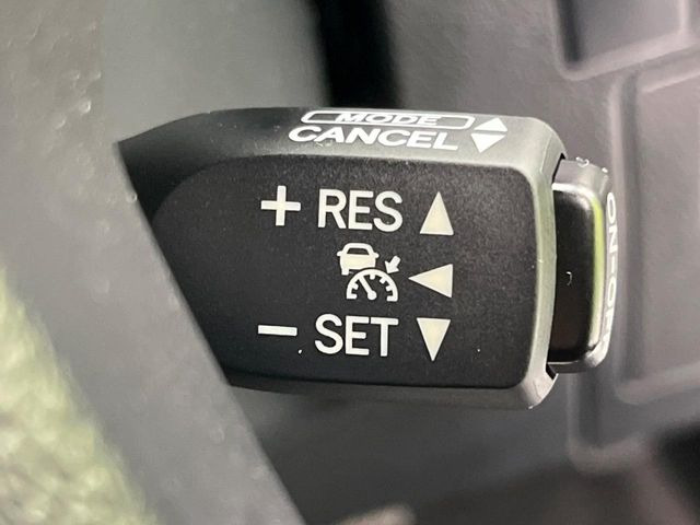 �y���[�_�[�N���[�Y�R���g���[���z�������H�ł̒��������s���y��!!�����ő��x��ۂN���[�Y�R���g���[�����A�Փˌy���V�X�e���ƘA�g���A�O���̎ԗ������m���ĎԊԂ�ۂ悤�ɑ��x���߂��Ă���܂�!!