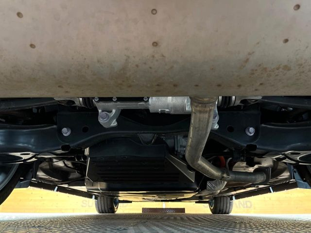 ����肪���ꂢ�Ȃ����ɁA�h�K���H�̎{�H���I�X�X���B�~��n��͂������A���ݕ��ɂ��Z���̕���A��Ń}�����E�E�B���^�[�X�|�[�c���������ɑ�ύD�]���������Ă���܂��B