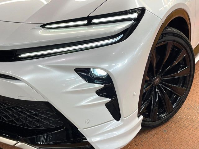 �yLED�w�b�h���C�g�z���V����ԑ��s�����ǍD�Ȏ��E���m�ۂ����S���ĉ^�]�ł��鍂�P�xLED�w�b�h���C�g�𑕔�!�_�����x�������A����d�͂��}�����Ă��܂��B