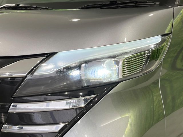 �yLED�w�b�h���C�g�z���V����ԑ��s�����ǍD�Ȏ��E���m�ۂ����S���ĉ^�]�ł��鍂�P�xLED�w�b�h���C�g�𑕔�!�_�����x�������A����d�͂��}�����Ă��܂��B