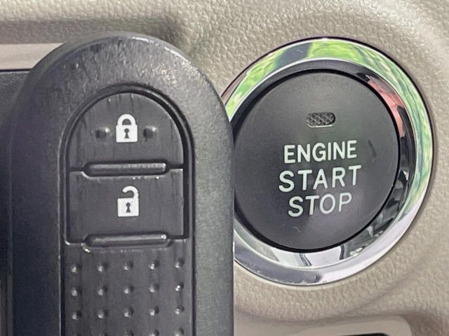 �y�X�}�[�g�L�[�z�J�o����|�P�b�g�ɓ��ꂽ�܂܂ł��h�A�̎{���E�������\�ȃX�}�[�g�L�[�𑕔��B�G���W���̃I���E�I�t�����J�M�����o���K�v����������Ƃ��Ă��֗��ł���