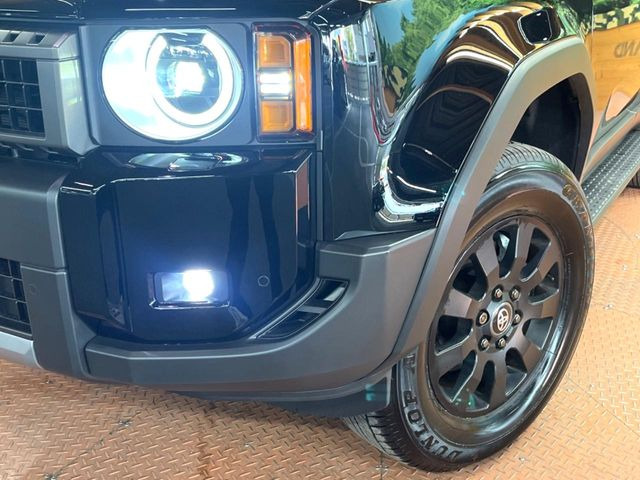 �y�ۖ�LED�w�b�h���C�g�z���V����ԑ��s�����ǍD�Ȏ��E���m�ۂ����S���ĉ^�]�ł��鍂�P�xLED�w�b�h���C�g�𑕔�!�_�����x�������A����d�͂��}�����Ă��܂��B