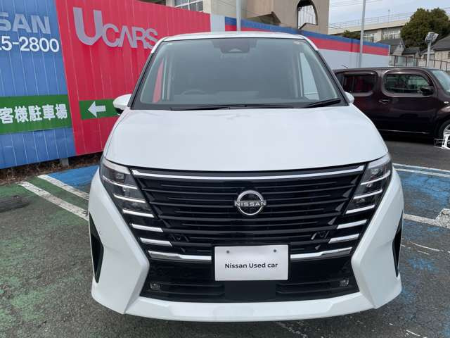 セレナ1.4 e-POWER ハイウェイスターV