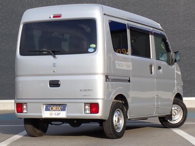 �I���b�N�X�F�蒆�ÎԂ͌��I�����㎿�Ȏ��q�݂̂����͂��v���܂��B�S�ԂɃv���̐E�l�ɂ��O�ꂵ�����O���̐��|�A�����グ�������{���Ă���܂��B