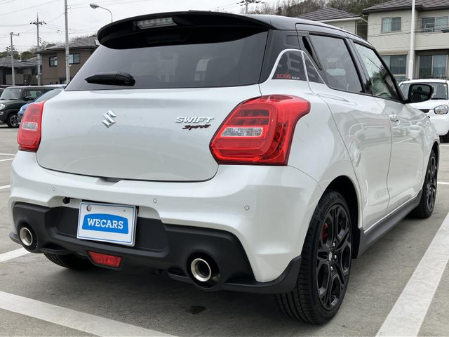 スイフト1.4 スポーツ ZC33S ファイナル エディション