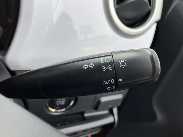 �I�[�g���C�g�V�X�e��!���̖͂��邳�����m���Ď����Ń��C�g�_��!�g���l���Ȃǂŕ֗��ł�!