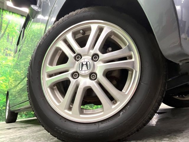 �y����14�C���`�A���~�z�C�[���z�O�ςɃ}�b�`���������A���~�z�C�[���𑕒����Ă���܂��B�e��ЊO�A���~�z�C�[����A�X�^�b�h���X�^�C�����戵�����Ă���܂��B���񂲑��k����������