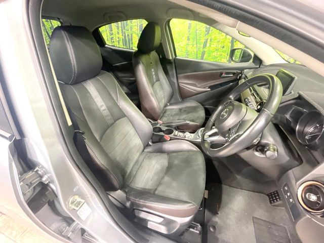 �y�n�[�t���U�[�V�[�g�z�������ƍ���S�n�𗼗������l�C�̃V�[�g���w�ʁE���ʂ̃t�@�u���b�N�f�ނ́A�ʋC���̗ǂ��⊊��ɂ����ɗD��Ă��܂��B�C���╞���ɍ��E���ꂸ���K�ɂ���肢�������܂��B