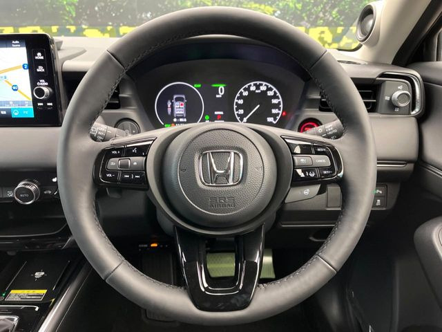 �y�����v�����X�e�A�����O�z�㎿�Ȋv���g�p���邱�ƂŁA��ɂ����������݂ƂĂ��^�]���₷���n���h���ł���