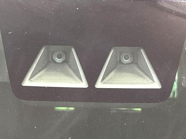 �y�X�}�[�g�A�V�X�g�z���s���ɑO���̎ԗ�����F�����A�Փ˂������Ȏ��͌x��ƃu���[�L�ŏՓˉ���Ɣ�Q�y�����A�V�X�g�B�����S�Ƀh���C�u�����y���݂��������܂��B