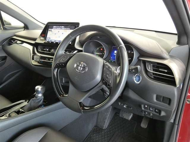 C-HRハイブリッド 1.8 G