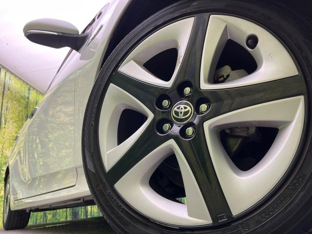 �y����17�C���`�A���~�z�C�[���z�O�ςɃ}�b�`���������A���~�z�C�[���𑕒����Ă���܂��B�e��ЊO�A���~�z�C�[����A�X�^�b�h���X�^�C�����戵�����Ă���܂��B���񂲑��k����������