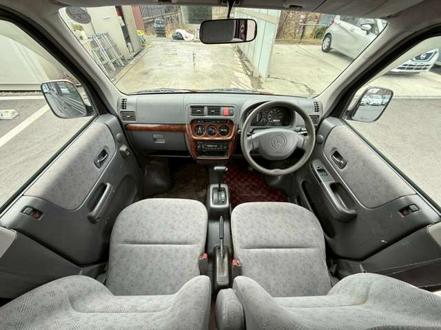 �C�ɂȂ邨�Ԃ�����܂�����E�̓d�b�ԍ����璼�ڂ��X�ɂ��₢���킹���������B�x�����@����ԗ����A��Ԃ܂łȂ�ł������������Ē����܂��B�X�^�b�t�ꓯ���A�����҂����Ă���܂��B