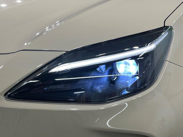 �yLED�w�b�h���C�g�z���V����ԑ��s�����ǍD�Ȏ��E���m�ۂ����S���ĉ^�]�ł��鍂�P�xLED�w�b�h���C�g�𑕔�!�_�����x�������A����d�͂��}�����Ă��܂��B