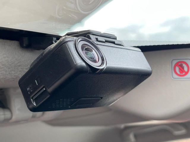 �y�h���C�u���R�[�_�[�z���S�E���S�ȃJ�[���C�t�ɕK�{�̃h���C�u���R�[�_�[�𑕔�!���s���͂������A������^�]�⎖�̂ɑ��������ۂ̏󋵂��f���ŋL�^���A����̃��X�N�ɔ����܂��B