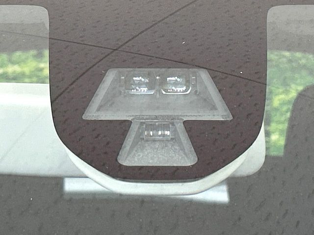 �y�X�Y�L ���[�_�[�u���[�L�T�|�[�g�z���s���ɑO���̎ԗ�����F�����A�Փ˂������Ȏ��͌x��ƃu���[�L�ŏՓˉ���Ɣ�Q�y�����A�V�X�g�B�����S�Ƀh���C�u�����y���݂��������܂��B