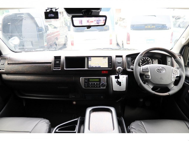 ハイエース2.7 GL ロング ミドルルーフ 4WD