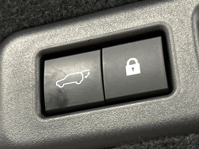 �y�p���[�o�b�N�h�A�z�X�}�[�g�L�[��^�]�Ȃ̃{�^�������������Ń��A�Q�[�g�������ŊJ���܂�!�ו��������Ă��鎞��A�����ʒu�ɂ���o�b�N�h�A��߂�ۂɕ֗��ȋ@�\�ł���