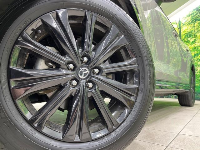 �y����19�C���`�A���~�z�C�[���z�O�ςɃ}�b�`���������A���~�z�C�[���𑕒����Ă���܂��B�e��ЊO�A���~�z�C�[����A�X�^�b�h���X�^�C�����戵�����Ă���܂��B���񂲑��k����������